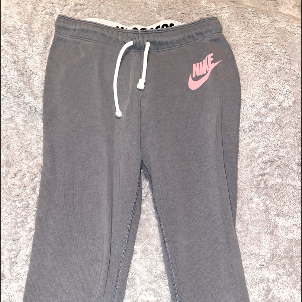 Nike joggers